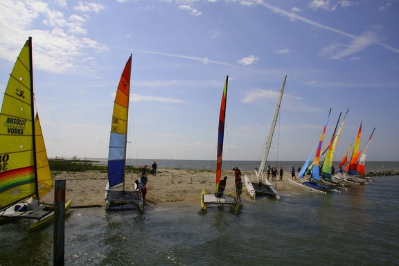 HOBIE 107